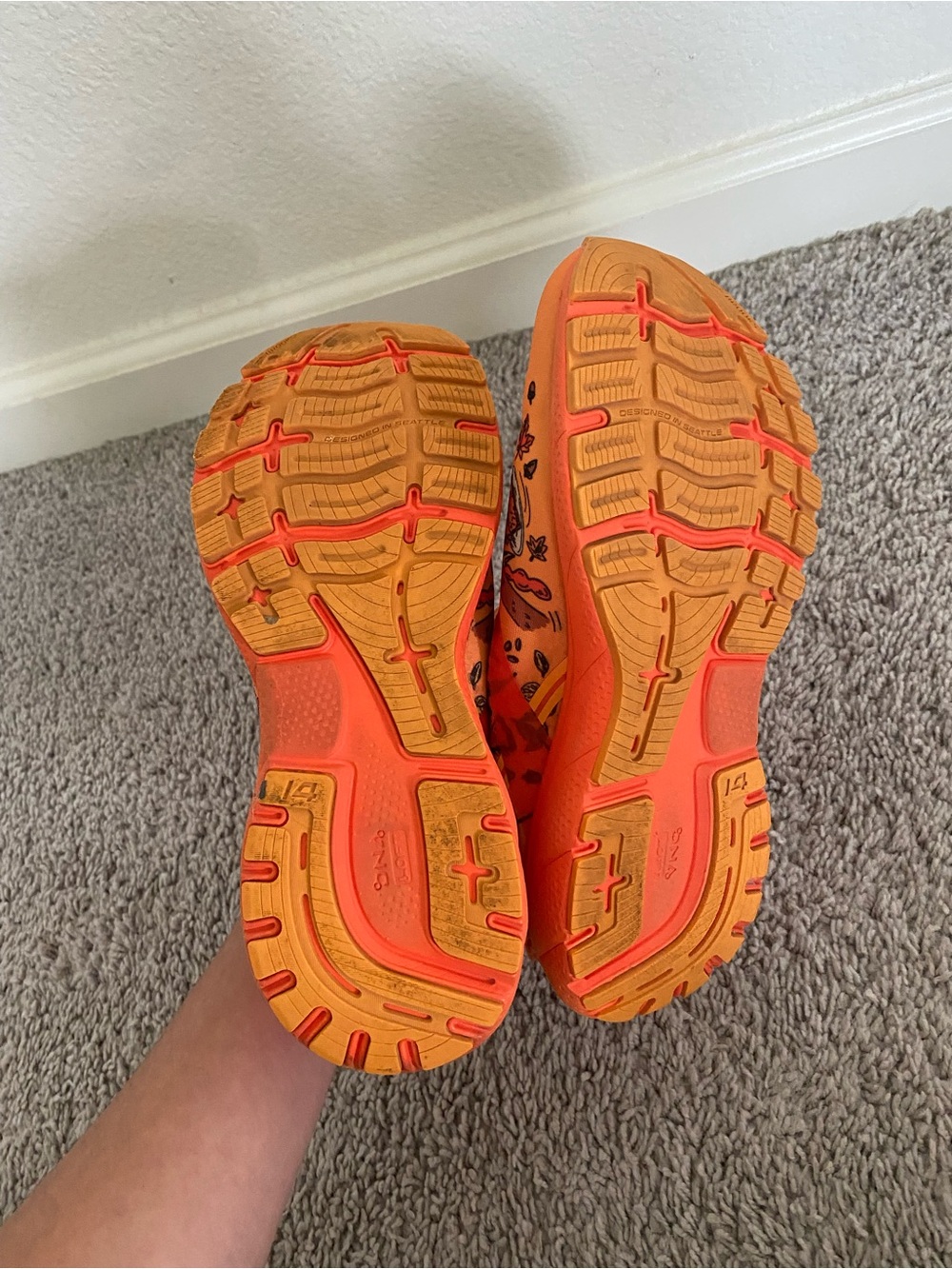 Brooks Wowens Turkey Trot Ghost 14 size 8.5 - Picture 5 of 7